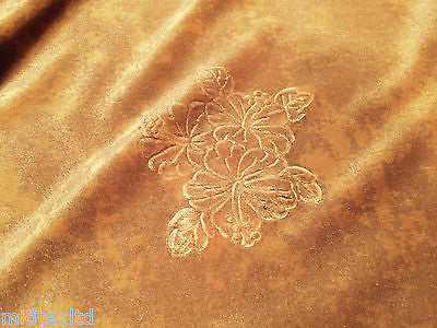 Floral Embossed Velvet Gold Print M16-8 - Image 3