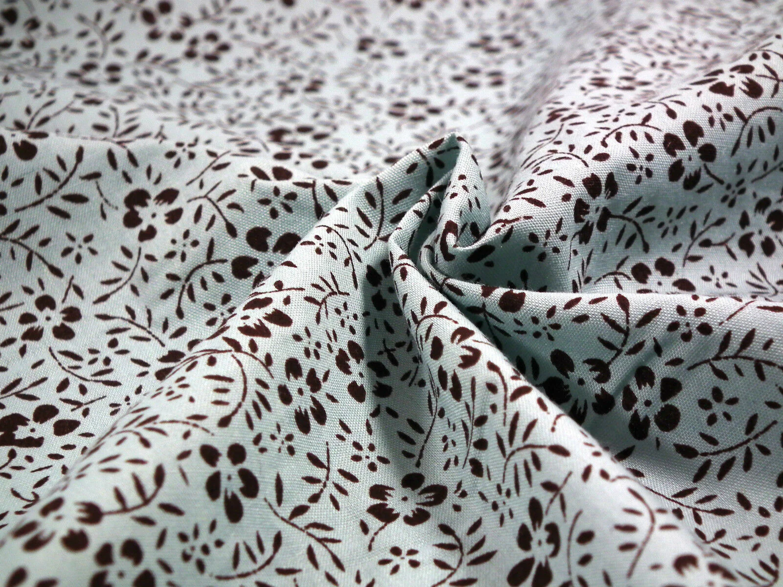 Floral Vintage flower leaves and stem print poly cotton 44" Wide M332 Mtex - Image 14