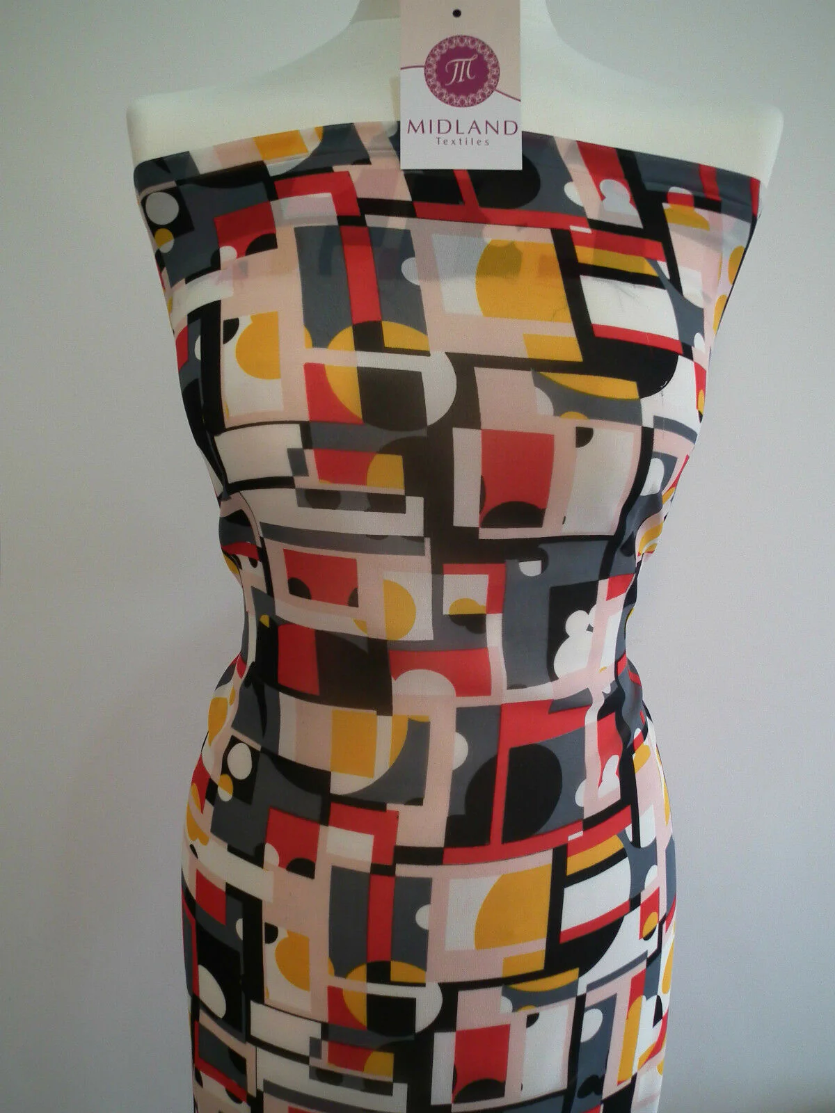 Geometric Print Georgette Fabric 58" wide per Metre M145-16 Dress Material Mtex - Image 3