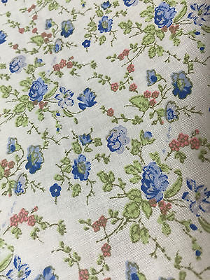 Vinatge Floral poly cotton print dress craft fabric 44" Wide M353 Mtex - Image 8